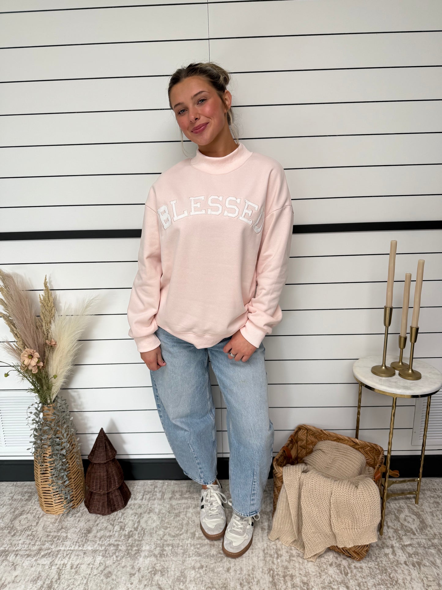 The Blakely Mock Neck Sweatshirt - 1 LEFT!