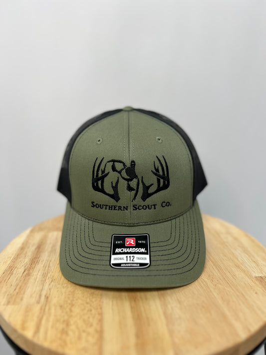 Richardson 112 Louden Black hat, structured twill black cap with mesh back for men or women