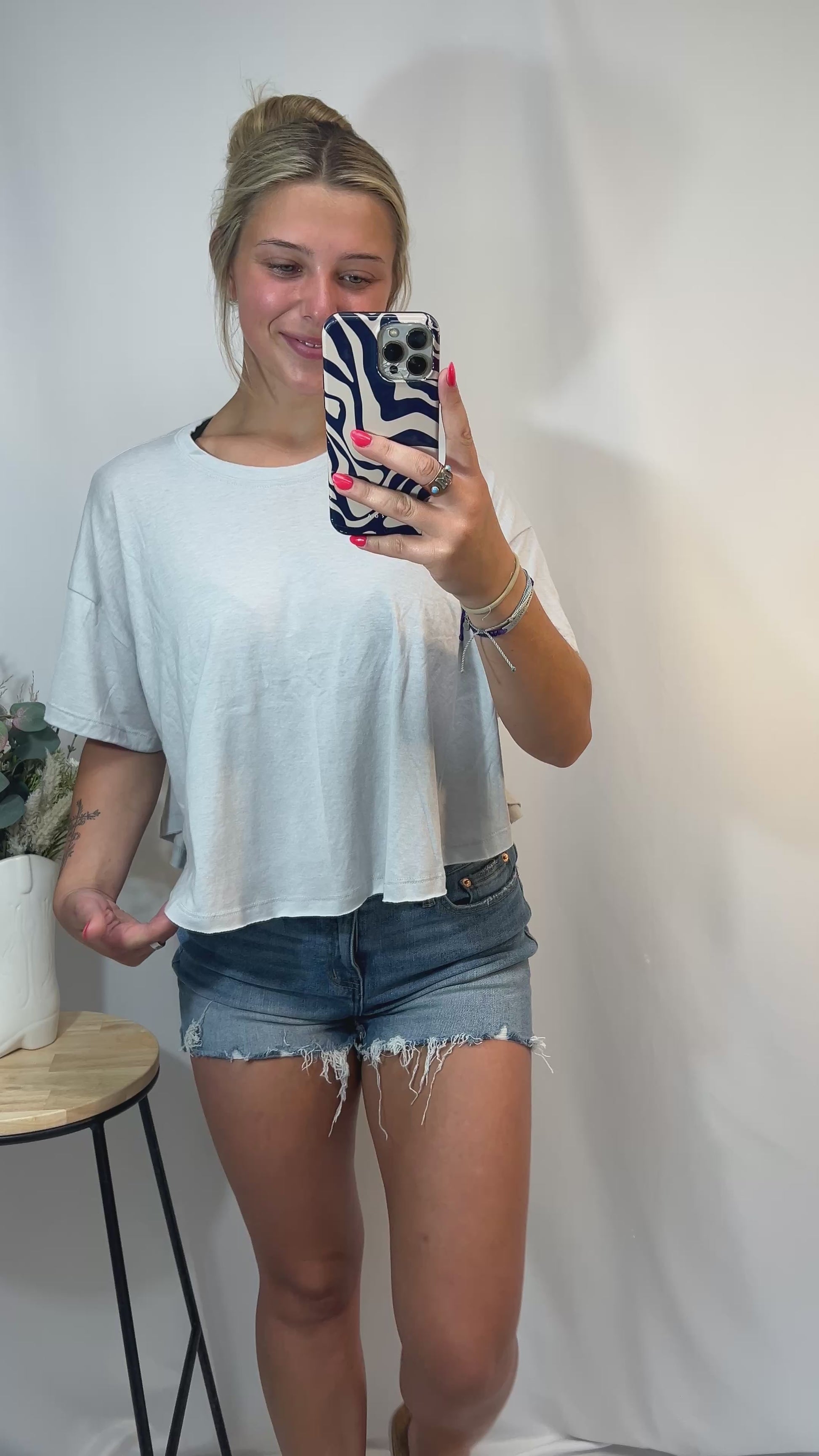 oversized casual tee, women’s relaxed fit soft cotton t-shirt